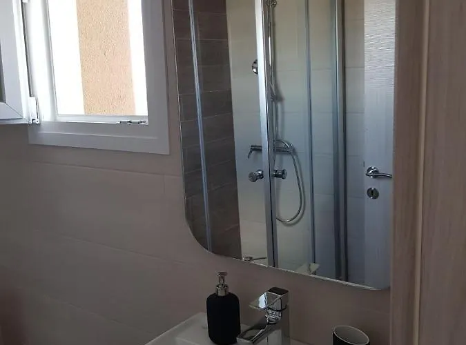 Seaview Deluxe