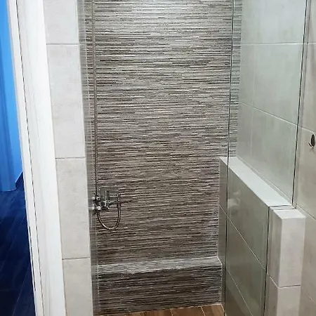 Seaview Deluxe *