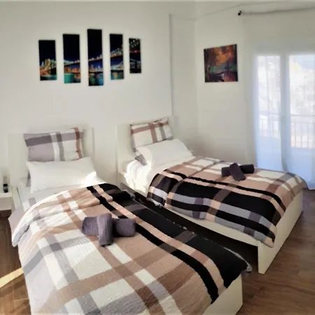 Апартаменты Seaview Deluxe *